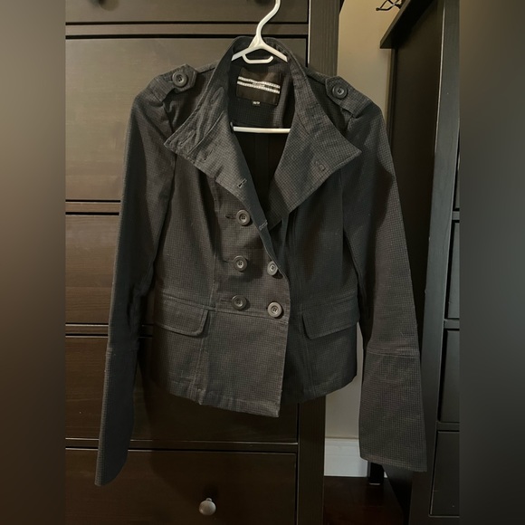 DYNAMITE Black/Gray Checkered Fitted Button Detail Jacket, Coat. Size XS - Picture 8 of 11